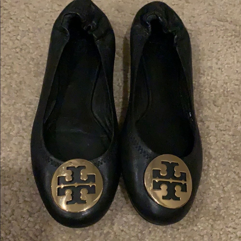 Tory burch flat shoes
